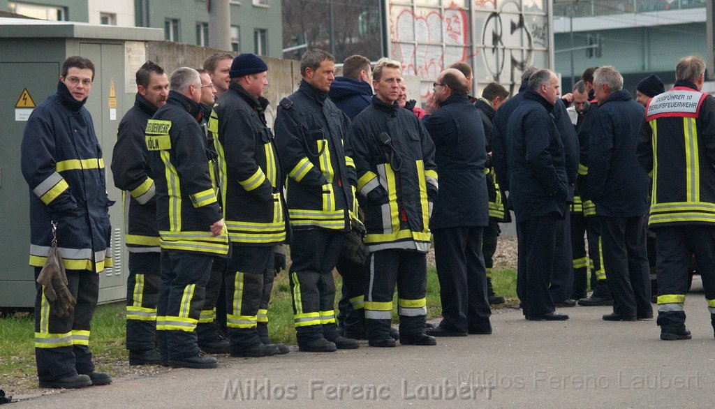 Neue LF`s fuer Koeln Uebergabe in Koeln Deutz an den Wachen  P088.JPG